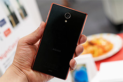画像集#006のサムネイル/三辺狭額縁デザインが魅力のAQUOS ZETAやXperia Z2 Tabletをじっくりチェック。NTTドコモ2014夏モデルスマートフォンテストレポート(後編)