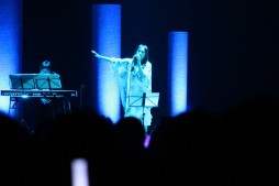 画像集#049のサムネイル/「テイルズ オブ フェスティバル 2014」が開催。シリーズ最新作「テイルズ オブ ゼスティリア」の新情報などが発表されたステージをレポート