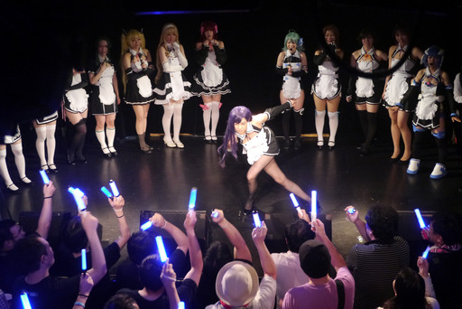 画像ギャラリー No.020のサムネイル画像 / 2.5次元ホストガールと声優の児玉さんが夢の共演。新展開の情報も明かされた「劇団ドリームクラブ ホストガール オンステージ #2」レポート