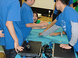 ���������꡼ No.012�Υ���ͥ������ / ���������VR�������åס�MEMOREUM TOKYO�פ��ݡ��ȡ�PS VR�Ǵ����Ǥ��뻲�üԤ��줾��Υߥ塼�����ब���줿