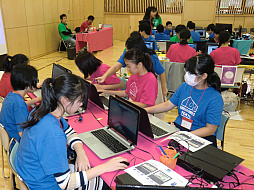 ���������꡼ No.016�Υ���ͥ������ / ���������VR�������åס�MEMOREUM TOKYO�פ��ݡ��ȡ�PS VR�Ǵ����Ǥ��뻲�üԤ��줾��Υߥ塼�����ब���줿