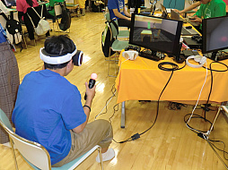 ���������꡼ No.019�Υ���ͥ������ / ���������VR�������åס�MEMOREUM TOKYO�פ��ݡ��ȡ�PS VR�Ǵ����Ǥ��뻲�üԤ��줾��Υߥ塼�����ब���줿