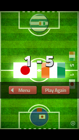 画像集#008のサムネイル/エアホッケー×サッカー。iOS向けアクション「Absolute Football Mania」を紹介する「(ほぼ)日刊スマホゲーム通信」第546回