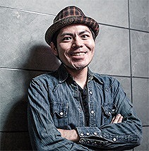 画像ギャラリー No.008のサムネイル画像 / プロのDJ&ポールダンサーが盛り上げる! 東京ゲームショウ2017「LET IT DIE」ブースの最新情報が公開