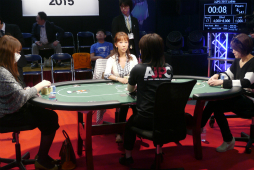 画像ギャラリー No.023のサムネイル画像 / 最新ゲームの試遊からアナログゲーム,そして「Minecraft」リアル体験まで楽しめた,ニコニコ超会議2015の「超ゲームエリア」レポート