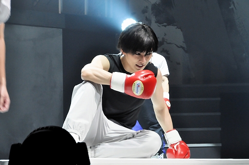 画像ギャラリー No.006のサムネイル画像 / 筋肉が“美しい”って今日知りました。リアルファイティング「はじめの一歩」The Glorious Stage!!ゲネプロ公演をレポート