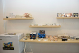 画像ギャラリー No.078のサムネイル画像 / 「ロマンシング佐賀3」現地体験レポート。ついに開幕した佐賀県×サガシリーズのコラボ第3弾は“SaGa愛”に溢れた幸福な空間だった