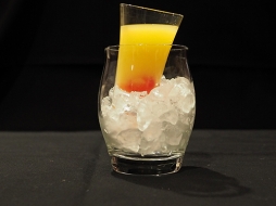 画像ギャラリー No.009のサムネイル画像 / 「SaGa SCARLET GRACE」と日比谷Barのコラボメニュー,11月15日に提供開始