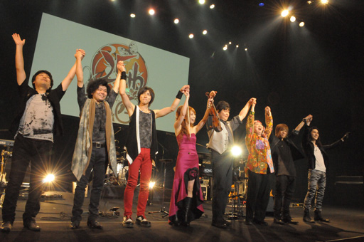 画像ギャラリー No.011のサムネイル画像 / 「インペリアル サガ」,そして「サガ」25周年企画の新情報が明かされたライブ「One Night Re:Birth」をレポート