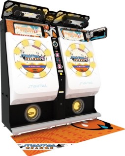 ���������꡼ No.001�Υ���ͥ������ / ��maimai ORANGE PLUS�פ��������缡��Ư��¿���ο��ʤΤۤ������⡼�ɡ֥ۡ����󥫡��פȿ����١�Re:MASTER�פ��ɲä�