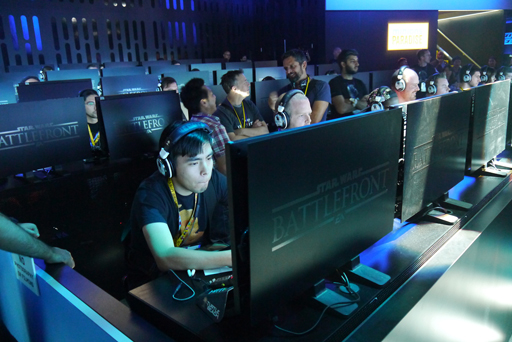 ���������꡼ No.002�Υ���ͥ������ / ��E3 2015�ϡ�Star Wars: �Хȥ�ե���ȡפ�20��20����ȥ��ץ�åȥ����꡼��Ǥ�Co-op���Х��Х���θ����ץ��ǥ塼�����ˤ⥤�󥿥ӥ塼