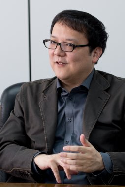 画像ギャラリー No.001のサムネイル画像 / 「DARK SOULS」シリーズの区切りに抱いた想い,そしてフロム・ソフトウェアがこれから向かう先とは。宮崎英高氏にインタビュー