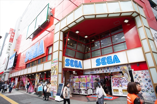 画像ギャラリー No.002のサムネイル画像 / アークシステムワークス「HALLOWEEN PARTY」が今年も開催。森Pも駆けつけ,大いに盛り上がった「BLAZBLUE DAY」フォトレポート