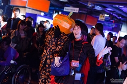 画像ギャラリー No.042のサムネイル画像 / アークシステムワークス「HALLOWEEN PARTY」が今年も開催。森Pも駆けつけ,大いに盛り上がった「BLAZBLUE DAY」フォトレポート
