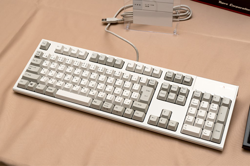 ꡼ No.004Υͥ / ץ졤16ǯ֤REALFORCE2ǥȯɽ奨ݥѹǽбǥŲǥʤɡХ饨ƥ٤