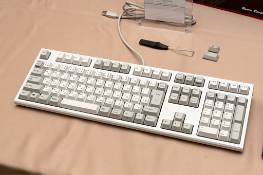 ꡼ No.008Υͥ / ץ졤16ǯ֤REALFORCE2ǥȯɽ奨ݥѹǽбǥŲǥʤɡХ饨ƥ٤