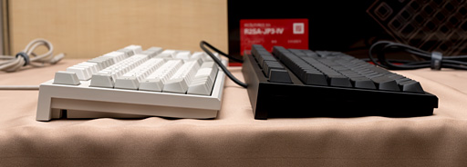 画像ギャラリー No.011のサムネイル画像 / 東プレ,16年ぶりのREALFORCE第2世代モデルを発表。アクチュエーションポイント変更機能対応モデルや静音モデルなど,バラエティに富む