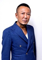 画像ギャラリー No.002のサムネイル画像 / 「龍が如く 極」の体験会が12月5日より東京・大阪・名古屋で順次開催。名越稔洋氏と横山昌義氏のサイン会も