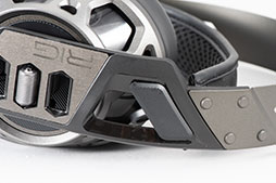 画像ギャラリー No.017のサムネイル画像 / 【PR】Plantronicsのeスポーツ向けヘッドセット「RIG 500 PRO Esports」は,長時間プレイでも疲れない音と装着感が魅力だ