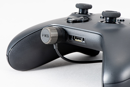 画像ギャラリー No.031のサムネイル画像 / 【PR】Plantronicsのeスポーツ向けヘッドセット「RIG 500 PRO Esports」は,長時間プレイでも疲れない音と装着感が魅力だ