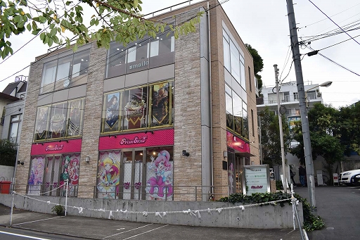 画像ギャラリー No.001のサムネイル画像 / 飲んで喰らって体力満タン! 「セブンナイツ」公式カフェ“セブンナイツ 原宿ギルド in AMO CAFE”が10月20日にオープン