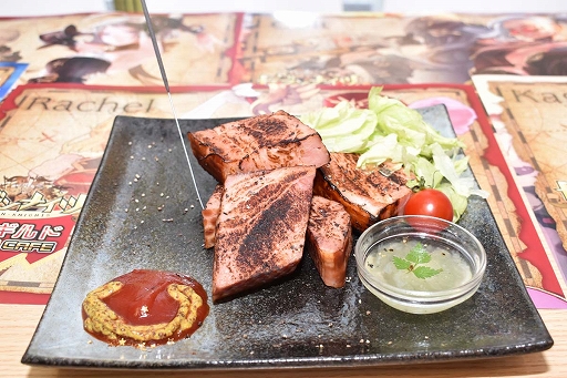 画像ギャラリー No.005のサムネイル画像 / 飲んで喰らって体力満タン! 「セブンナイツ」公式カフェ“セブンナイツ 原宿ギルド in AMO CAFE”が10月20日にオープン