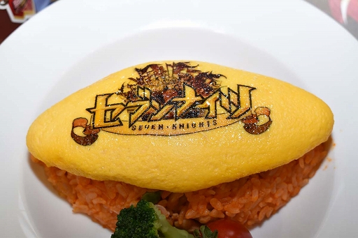 画像ギャラリー No.012のサムネイル画像 / 飲んで喰らって体力満タン! 「セブンナイツ」公式カフェ“セブンナイツ 原宿ギルド in AMO CAFE”が10月20日にオープン