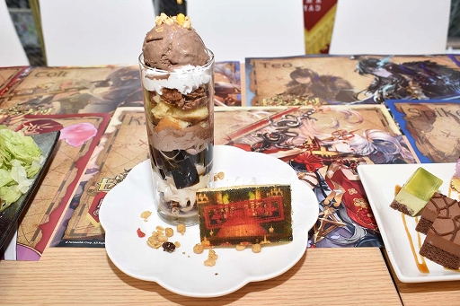 画像ギャラリー No.015のサムネイル画像 / 飲んで喰らって体力満タン! 「セブンナイツ」公式カフェ“セブンナイツ 原宿ギルド in AMO CAFE”が10月20日にオープン