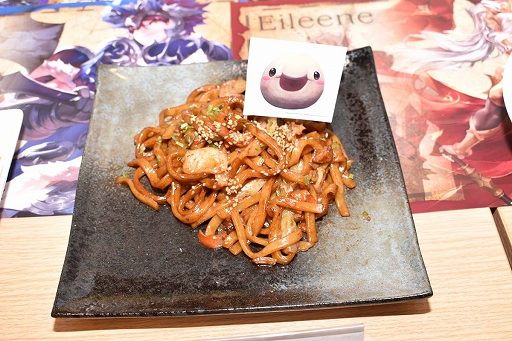 画像ギャラリー No.016のサムネイル画像 / 飲んで喰らって体力満タン! 「セブンナイツ」公式カフェ“セブンナイツ 原宿ギルド in AMO CAFE”が10月20日にオープン