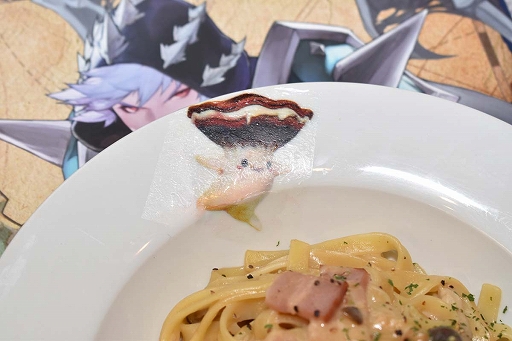 画像ギャラリー No.020のサムネイル画像 / 飲んで喰らって体力満タン! 「セブンナイツ」公式カフェ“セブンナイツ 原宿ギルド in AMO CAFE”が10月20日にオープン