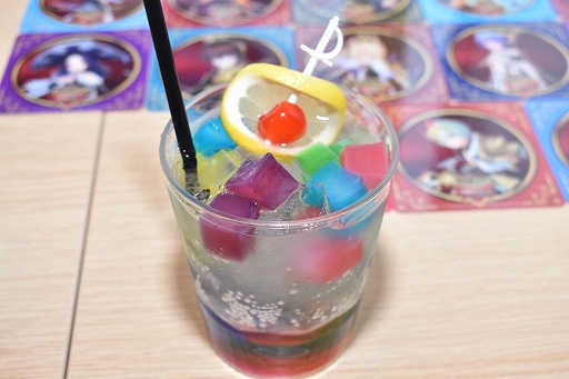 画像ギャラリー No.023のサムネイル画像 / 飲んで喰らって体力満タン! 「セブンナイツ」公式カフェ“セブンナイツ 原宿ギルド in AMO CAFE”が10月20日にオープン