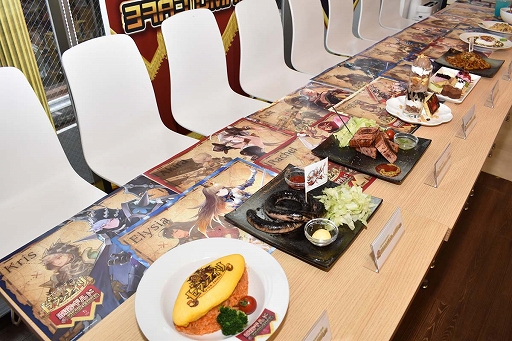 画像ギャラリー No.027のサムネイル画像 / 飲んで喰らって体力満タン! 「セブンナイツ」公式カフェ“セブンナイツ 原宿ギルド in AMO CAFE”が10月20日にオープン