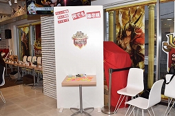 画像ギャラリー No.057のサムネイル画像 / 飲んで喰らって体力満タン! 「セブンナイツ」公式カフェ“セブンナイツ 原宿ギルド in AMO CAFE”が10月20日にオープン