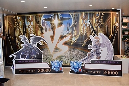 画像ギャラリー No.059のサムネイル画像 / 飲んで喰らって体力満タン! 「セブンナイツ」公式カフェ“セブンナイツ 原宿ギルド in AMO CAFE”が10月20日にオープン