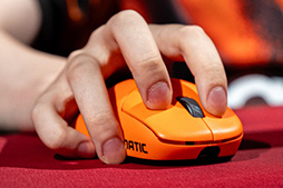 ꡼ No.008Υͥ / FnaticΥ磻쥹ޥFnatic x Lamzu Thorn 4Kפ1117ȯ 52gηڤȥݡ󥰥졼4000Hzбħ