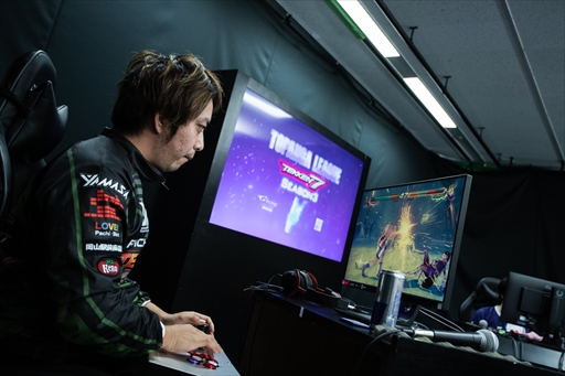 画像ギャラリー No.078のサムネイル画像 / 「TOPANGA LEAGUE×鉄拳7 Season3」フォトレポート。Team Liquidに所属する若手の雄,弦選手がシーズン1に続き,2度目の優勝を飾る