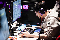 ���������꡼ No.013�Υ���ͥ������ / ��PUBG JAPAN SERIES��Season2 Grade1 Day5��ݡ��ȡ����ꤷ�����Ӥ�Team RAYZE����̤�Ω�ġ������ꥹ�Ԥ��������Ÿ��