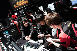 ���������꡼ No.046�Υ���ͥ������ / ��PUBG JAPAN SERIES��Season2 Grade1 Day5��ݡ��ȡ����ꤷ�����Ӥ�Team RAYZE����̤�Ω�ġ������ꥹ�Ԥ��������Ÿ��