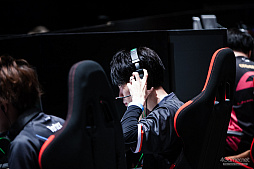 ���������꡼ No.025�Υ���ͥ������ / ��PUBG JAPAN SERIES��Season3 Grade1 Day5��ݡ��ȡ�DetonatioN Gaming White���������˺��ܶᡤ2���ܤΥ����å��褤���纮���