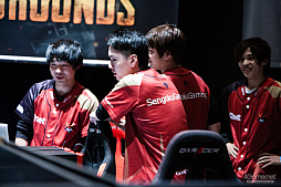 ���������꡼ No.043�Υ���ͥ������ / ��PUBG JAPAN SERIES��Season3 Grade1 Day5��ݡ��ȡ�DetonatioN Gaming White���������˺��ܶᡤ2���ܤΥ����å��褤���纮���