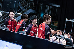 ���������꡼ No.044�Υ���ͥ������ / ��PUBG JAPAN SERIES��Season3 Grade1 Day5��ݡ��ȡ�DetonatioN Gaming White���������˺��ܶᡤ2���ܤΥ����å��褤���纮���