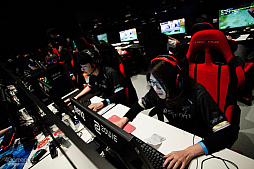 ���������꡼ No.140�Υ���ͥ������ / ��PUBG JAPAN SERIES��Season3 Grade1 Day5��ݡ��ȡ�DetonatioN Gaming White���������˺��ܶᡤ2���ܤΥ����å��褤���纮���