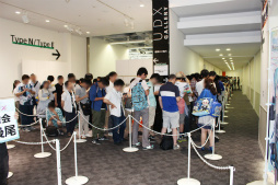 画像ギャラリー No.002のサムネイル画像 / 「SEGA feat. HATSUNE MIKU Project スペシャル体験会」が開催。PS VR対応「初音ミク VR フューチャーライブ」が世界初公開