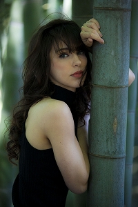 画像ギャラリー No.003のサムネイル画像 / 「Last Labyrinth」,謎の少女「カティア」に女優のステファニー・ヨーステンさんを起用