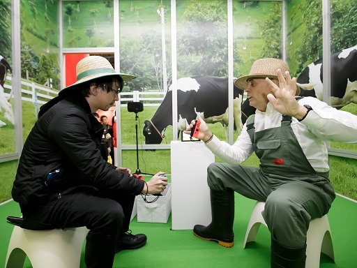 画像ギャラリー No.010のサムネイル画像 / 本体と同時発売のパーティーゲーム「1-2-Switch」をプレイ。IRカメラやHD振動など,Nintendo Switchならではの機能を使ったミニゲームが楽しめる