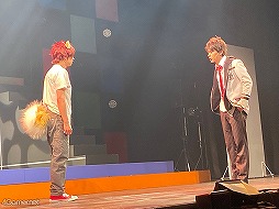 画像ギャラリー No.009のサムネイル画像 / 舞台「アニドルカラーズ キュアステージ SHUFFLE REVUE」ゲネプロレポート。飛んで跳ねて笑顔満開なアニドルに注目!