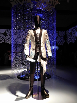 画像ギャラリー No.010のサムネイル画像 / 「うたの☆プリンスさまっ♪ 雪月花 Eternal Moment」に展示された美麗な衣装やスペシャルトークショーの様子をレポ―ト