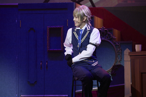 画像ギャラリー No.016のサムネイル画像 / あの世とこの世の狭間で,記憶と罪が交錯する――舞台版「誰ソ彼ホテル」,東京・飛行船シアターにて開幕