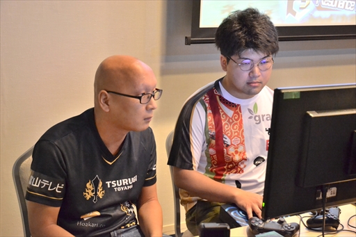 画像ギャラリー No.016のサムネイル画像 / 「BBTAG 第2回公式大会」イベントレポート。プロゲーマー・小路KOG選手が優勝を飾り,直近の出場大会において5連覇を達成