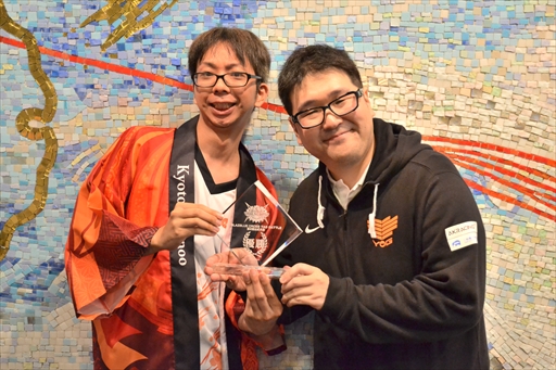 画像ギャラリー No.043のサムネイル画像 / 「BBTAG 第2回公式大会」イベントレポート。プロゲーマー・小路KOG選手が優勝を飾り,直近の出場大会において5連覇を達成